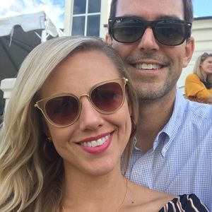 Meet your Posher, Monica